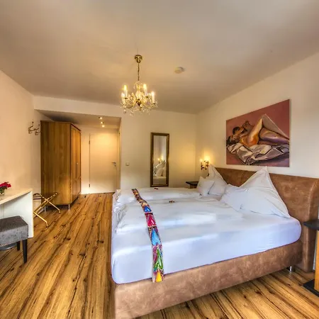 Otel Lipmann 